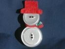 Handmade Button Snowman Christmas Brooch $1.95